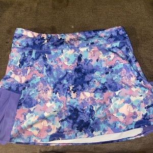 Members mark watercolor Skorts